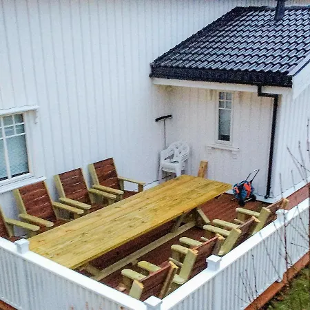 Grendaveien Ii Holiday home Oksvoll