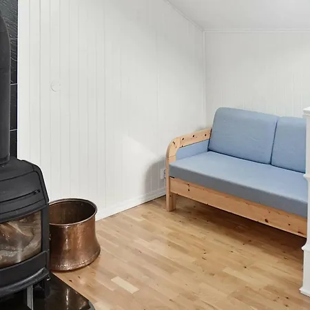 Holiday home Grendaveien Ii Oksvoll