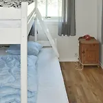 8 Person In Oksvoll