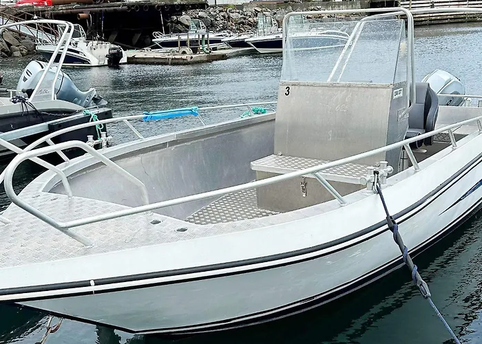 度假居 8 Person In